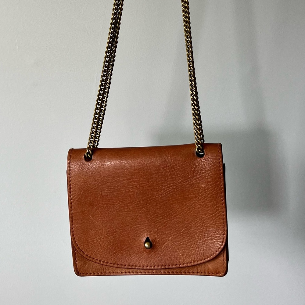 Madewell chain crossbody bag in saddle leather